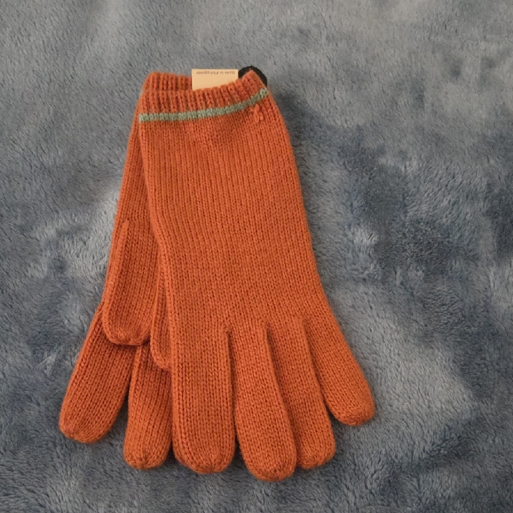 Stylish Orange Knit Gloves